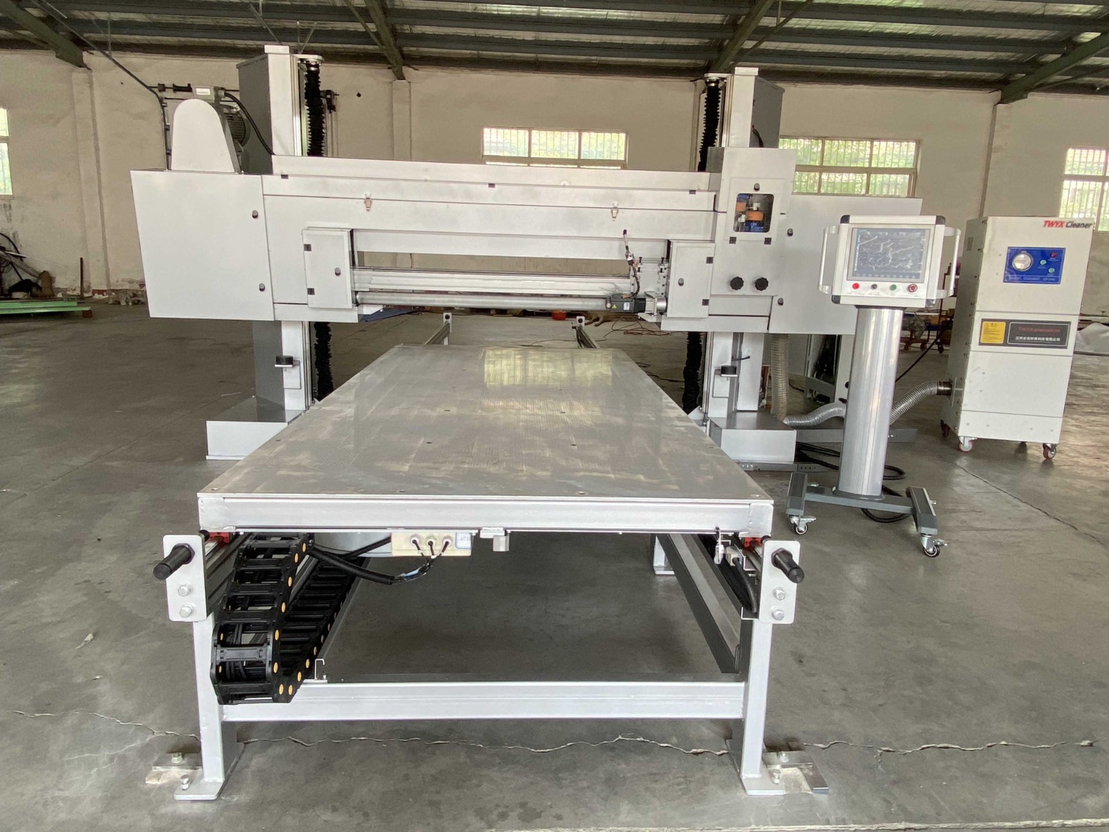 TDB-1300/2100型高端自動(dòng)平切機(jī)